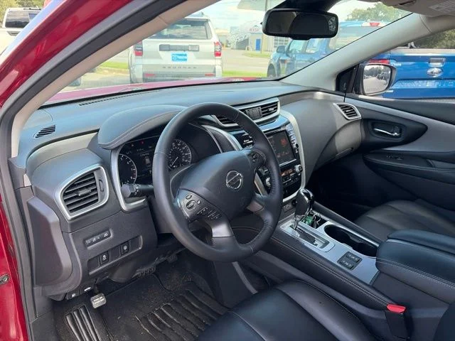 Used 2022 Red Nissan SV image 25