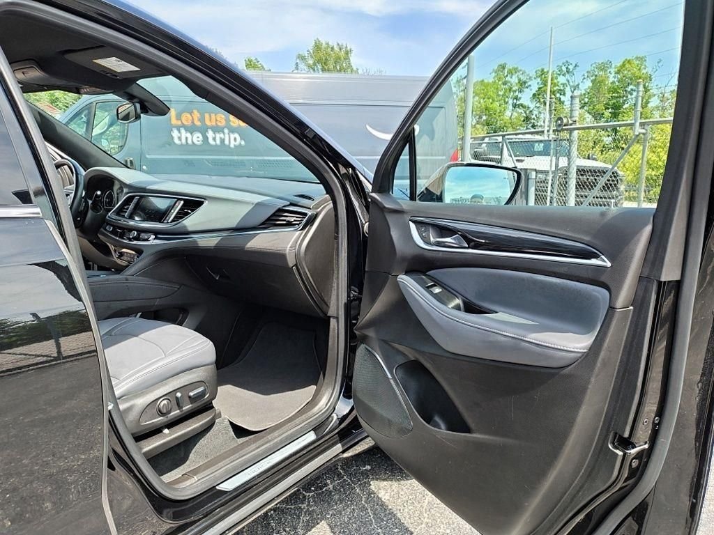 Used 2024 Black Buick Essence image 37