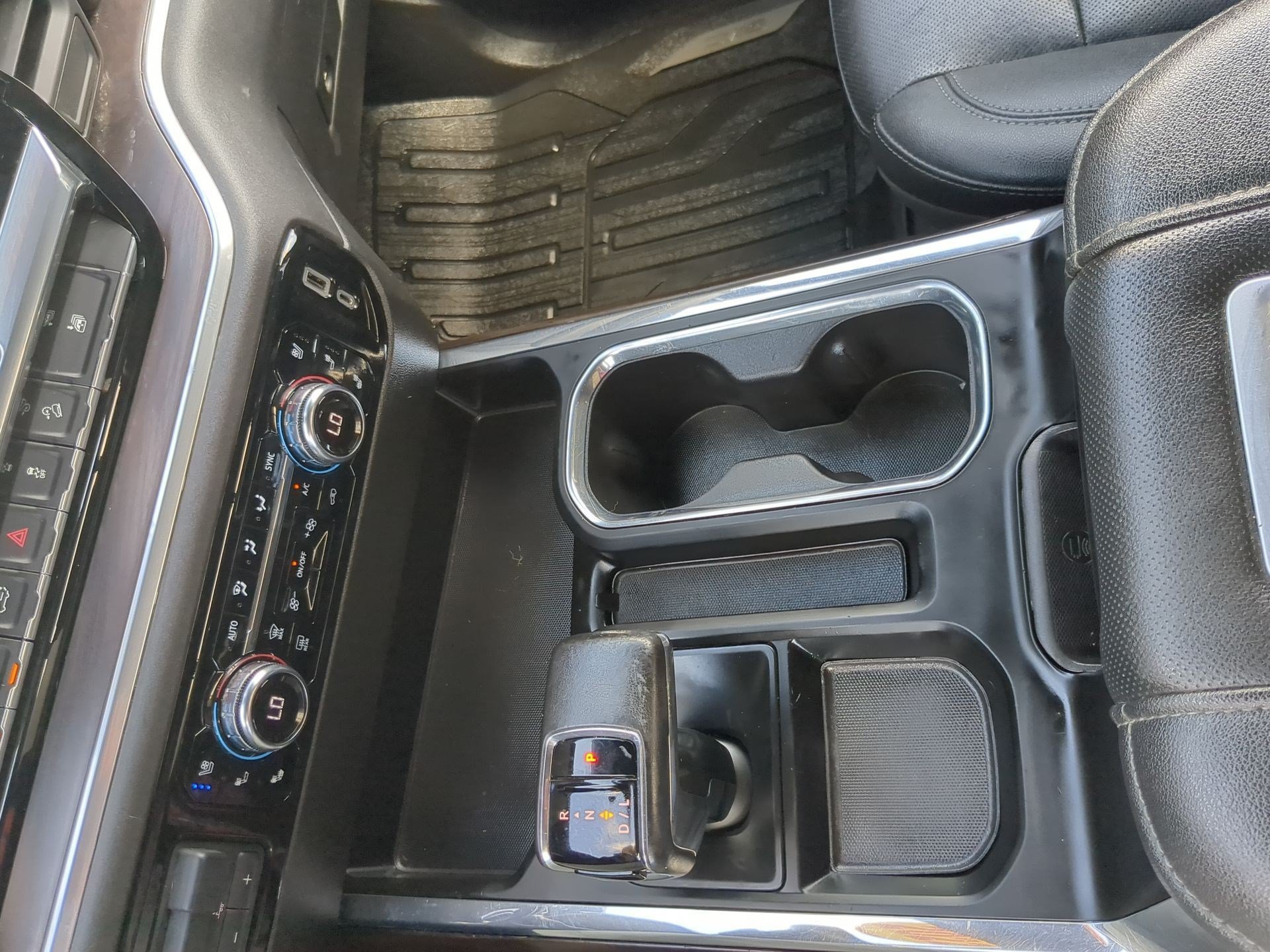Used 2022 QUICKSILVER METALLIC GMC SLT image 19