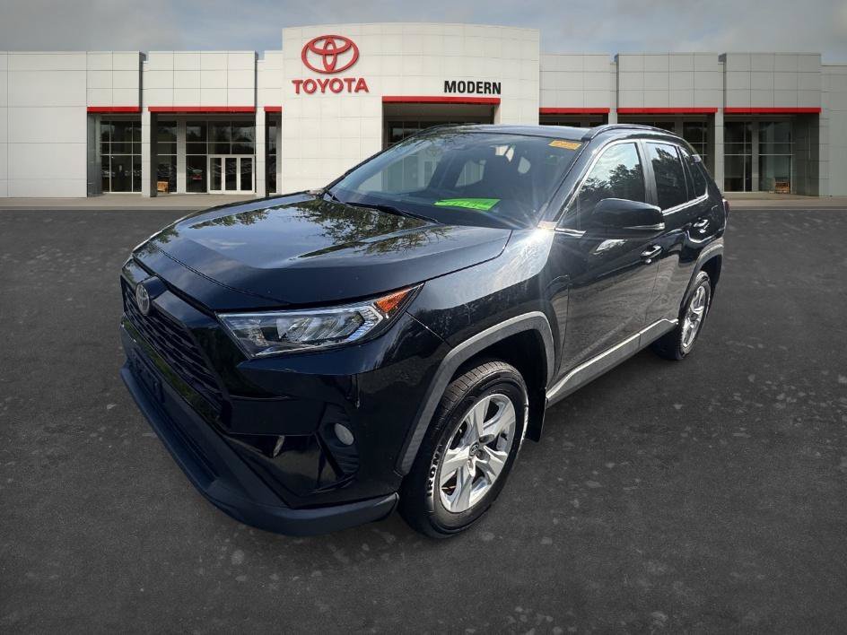 Used 2020 Midnight Black Metallic Toyota XLE image 2