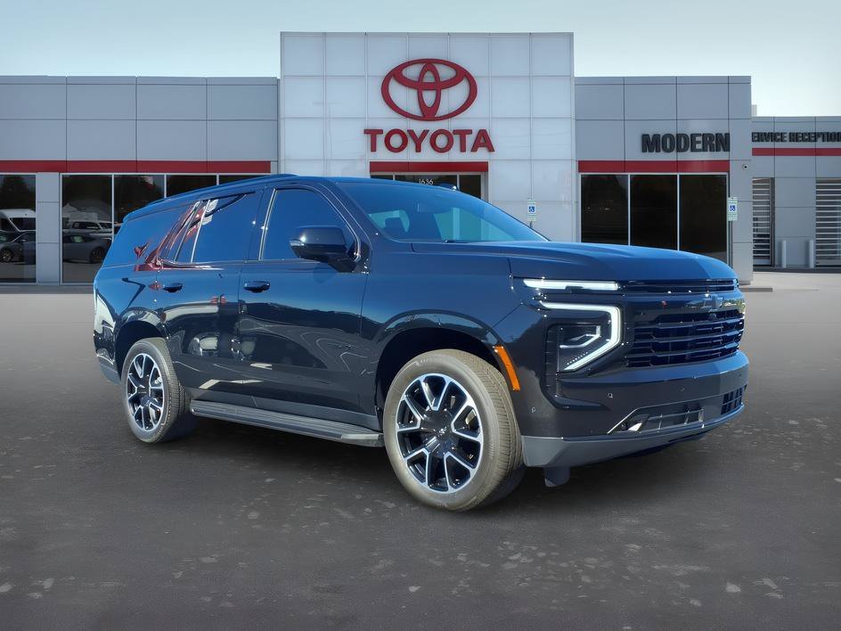 Used 2025 Black Chevrolet RST image 7