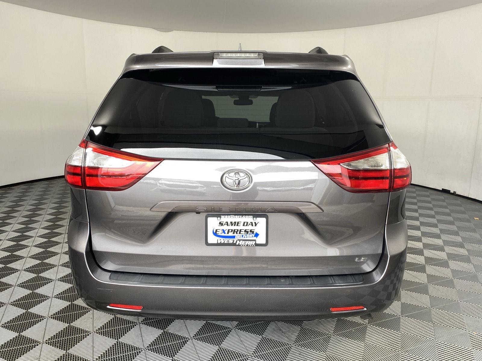 Used 2018 Predawn Gray Mica Toyota LE image 14
