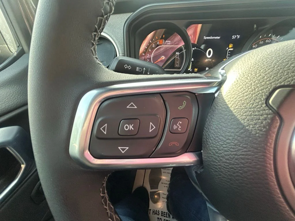 2026 Jeep Wrangler 4-Door Sahara - Photo 19