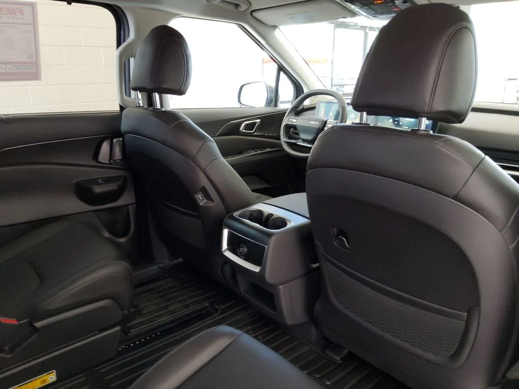Used 2027 Blue Kia EX image 17