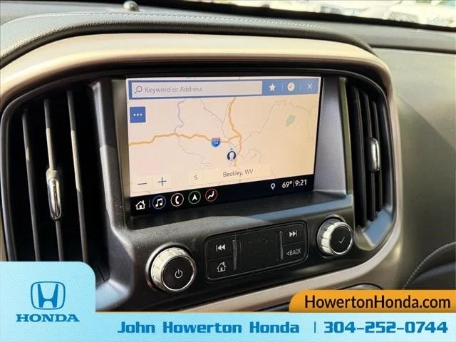 Used 2019 Blue GMC Denali image 19