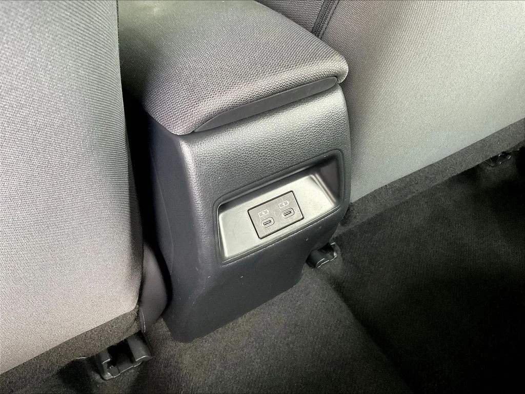 Used 2024 Ice Toyota LE image 11