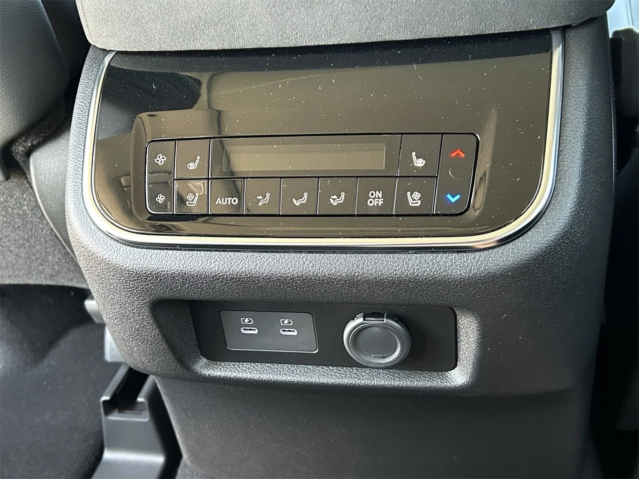 2026 INFINITI QX80 Luxe - Photo 15