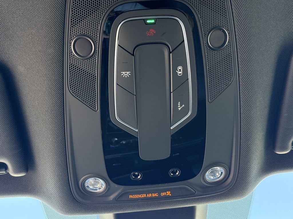 2022 Audi SQ5 Premium - Photo 28