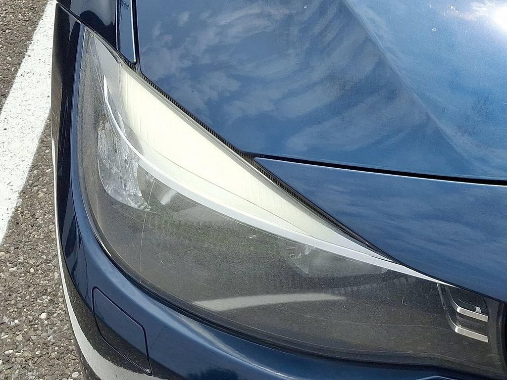 Used 2016 Blue BMW xDrive image 4