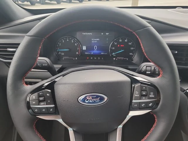 Used 2024 White Ford ST-Line image 31