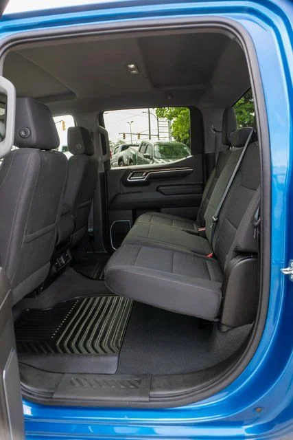 Used 2022 Blue Chevrolet RST image 11