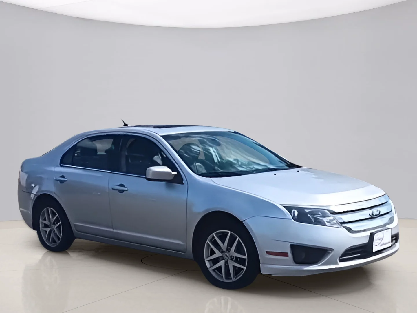 Used 2012 Silver Ford SEL image 3