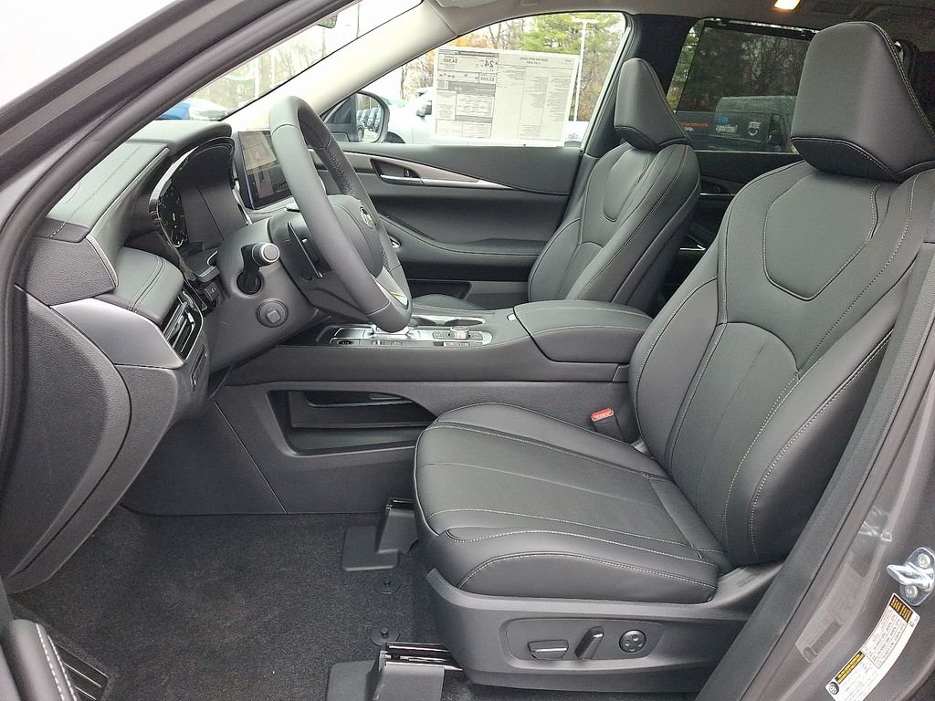 New 2026 GRAPHITE SHADOW INFINITI Luxe AWD image 10
