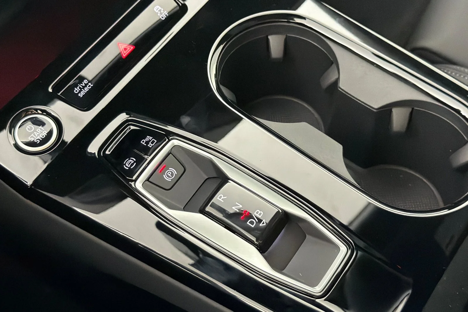 New 2027 Daytona Gray Pearl Effect Audi Premium Plus quattro image 20