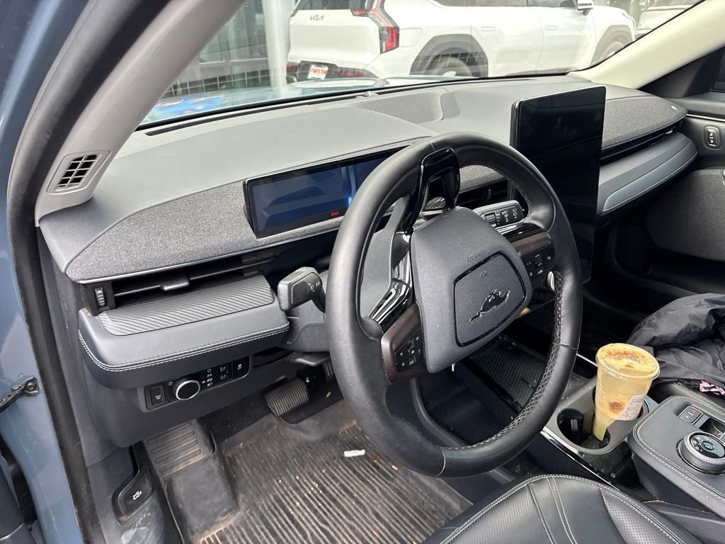 Used 2023 Blue Ford Premium image 22