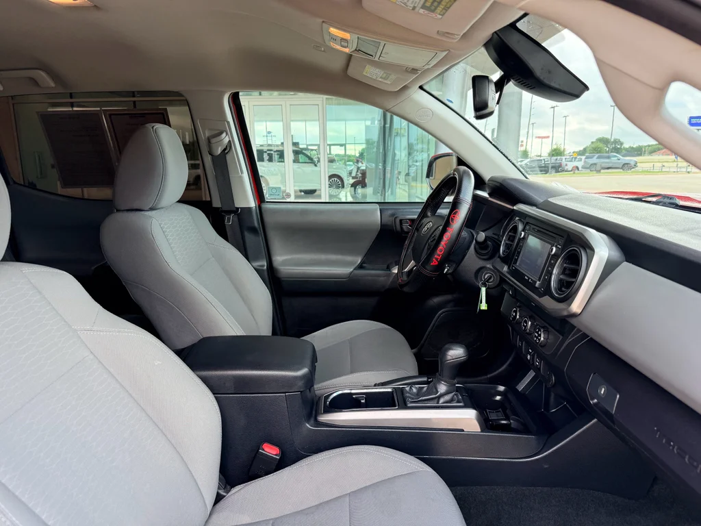 Used 2019 Barcelona Red Metallic Toyota SR5 image 16