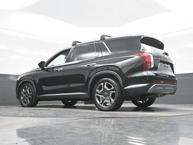 Used 2023 Black Hyundai Limited image 19