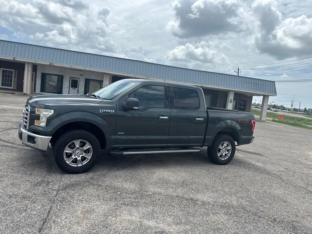 Certified Used 2015 Gray Ford XLT image 7