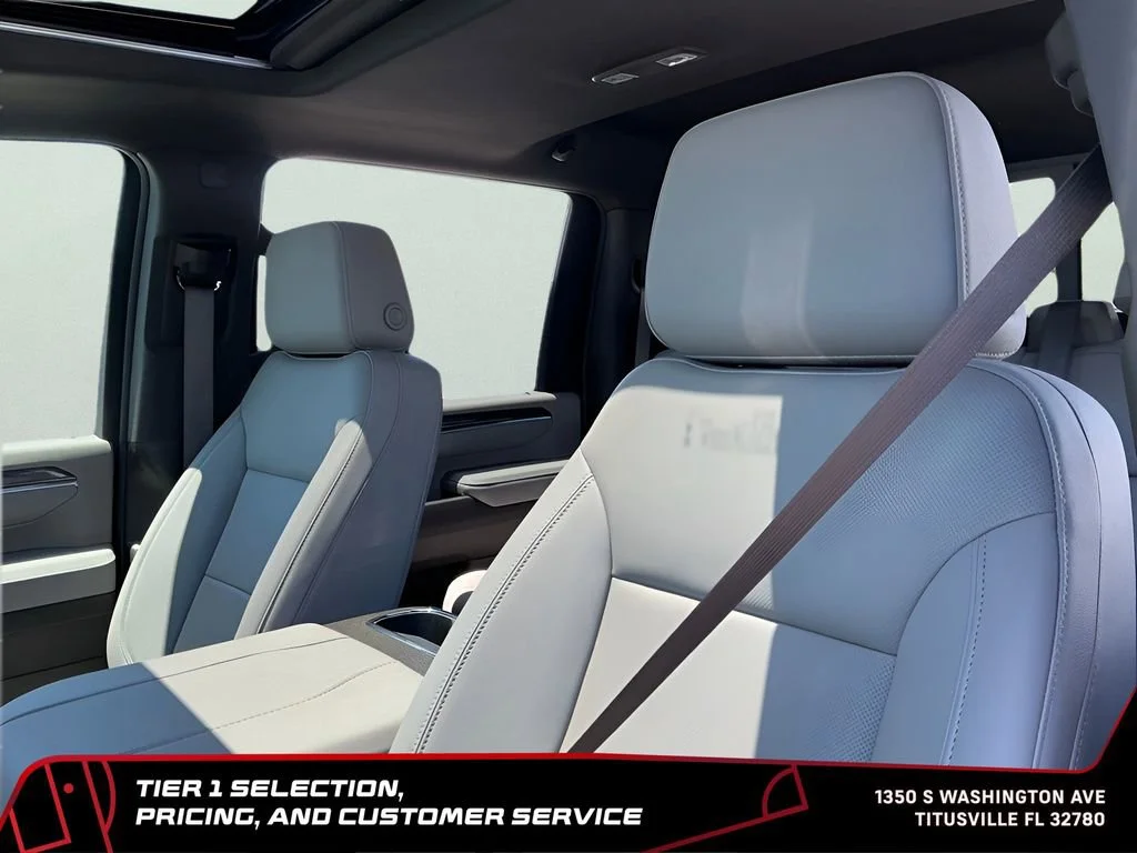 Used 2025 Summit White Chevrolet LTZ DRW image 21