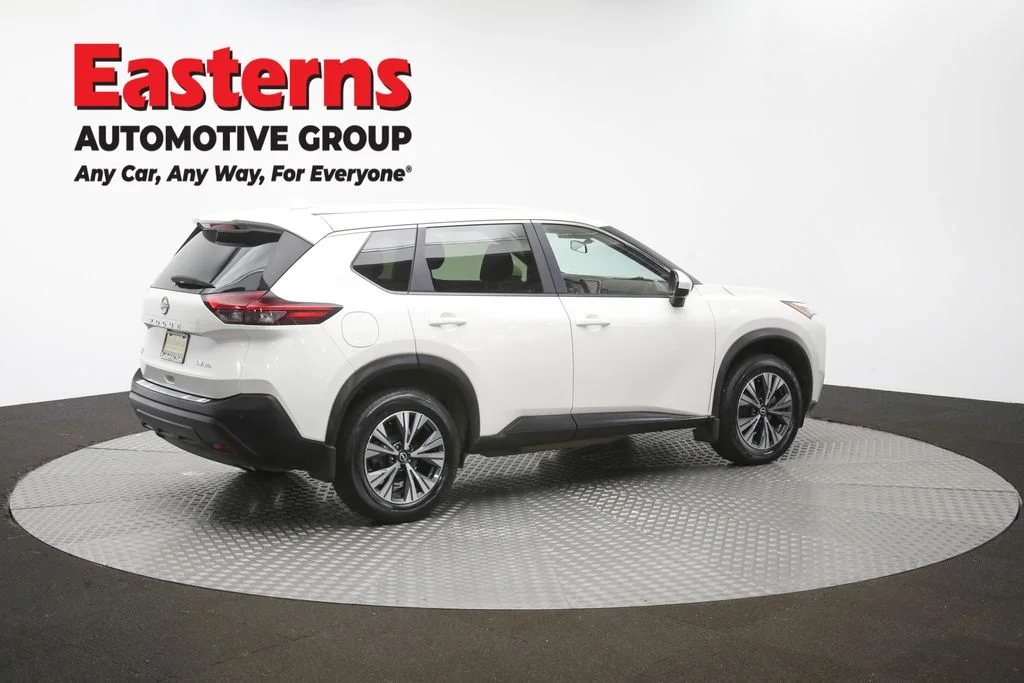 Used 2023 White Nissan SV image 40