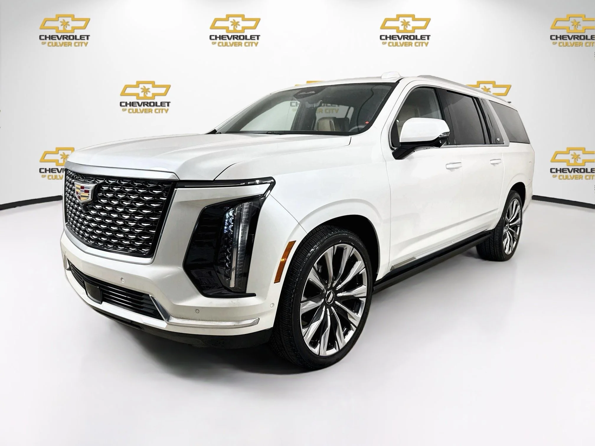 Used 2025 Crystal White Tricoat Cadillac Premium Luxury image 3