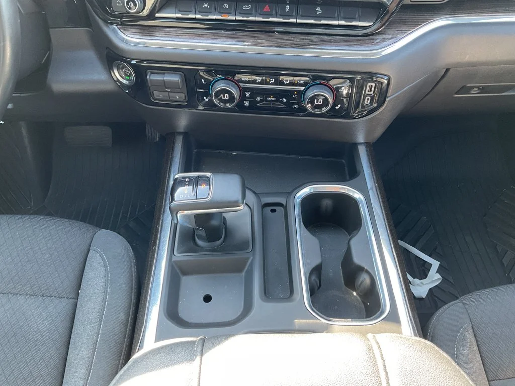Used 2024 White Chevrolet LT Trail Boss image 27