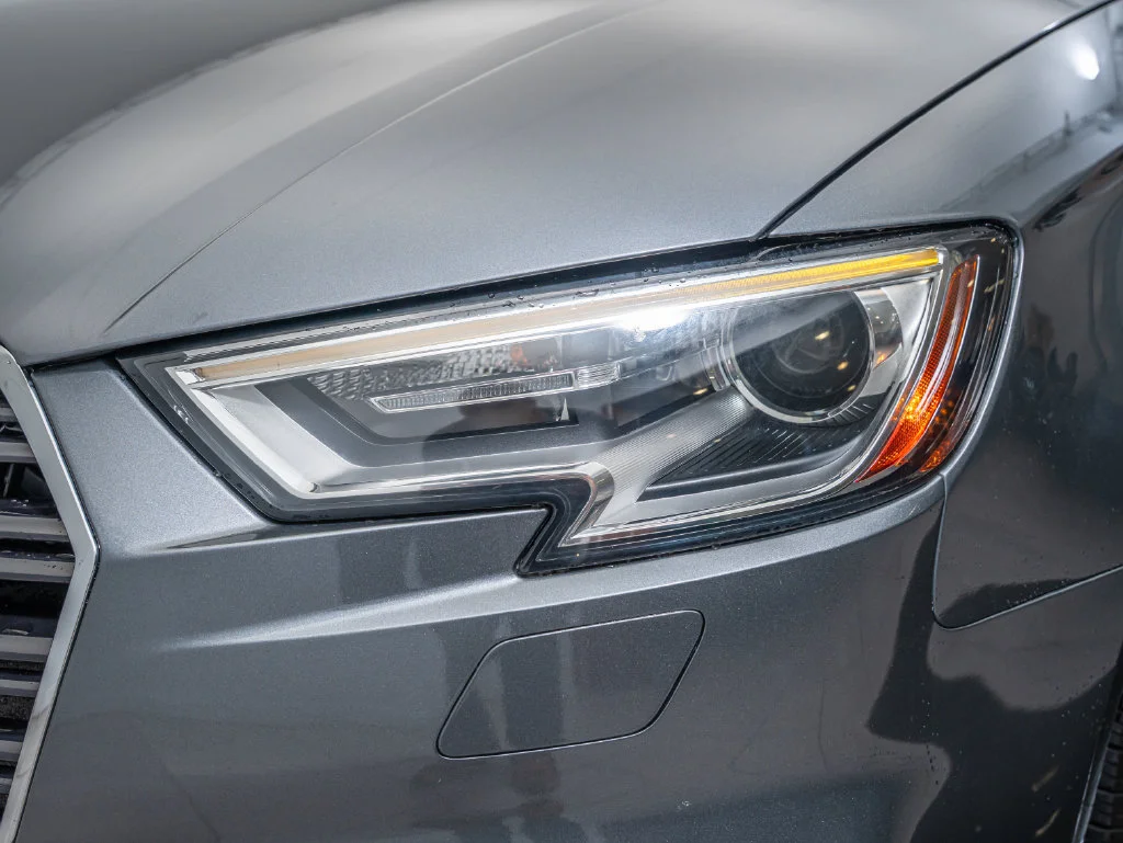Used 2018 Monsoon Gray Metallic Audi 2.0T Premium image 15