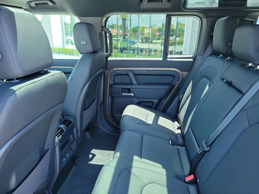 New 2026 Gondwana Stone Land Rover X-Dynamic SE image 15