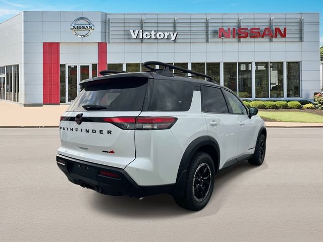 New 2026 Everest White Pearl TriCoat / Super Black Two-tone Nissan Rock Creek® image 3