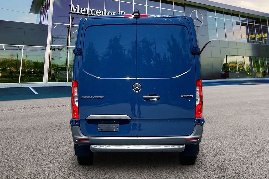 New 2026 Steel Blue Mercedes-Benz Cargo 144 WB image 4