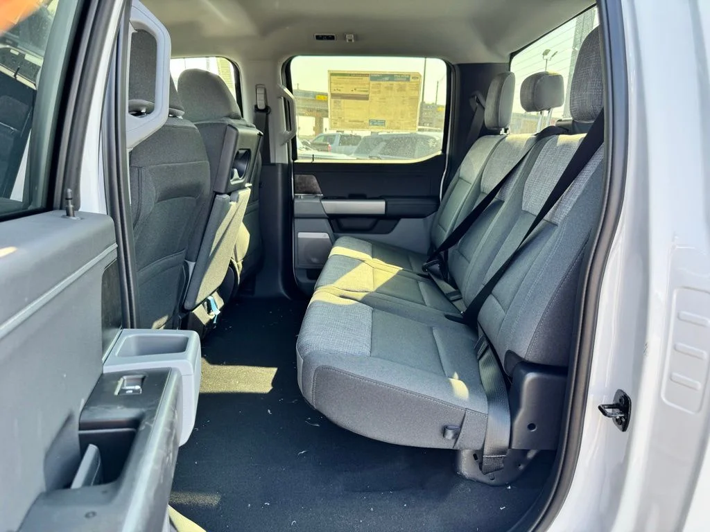 New 2026 Oxford White Ford F-250® XLT image 12