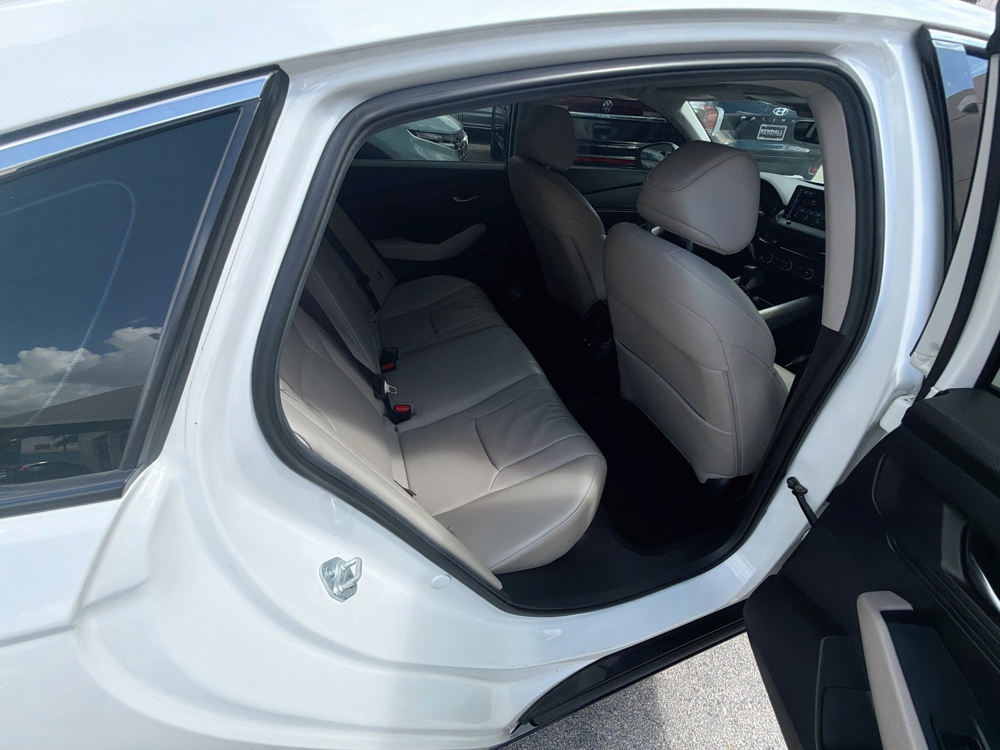 2024 Honda Accord Hybrid EX-L - Photo 28