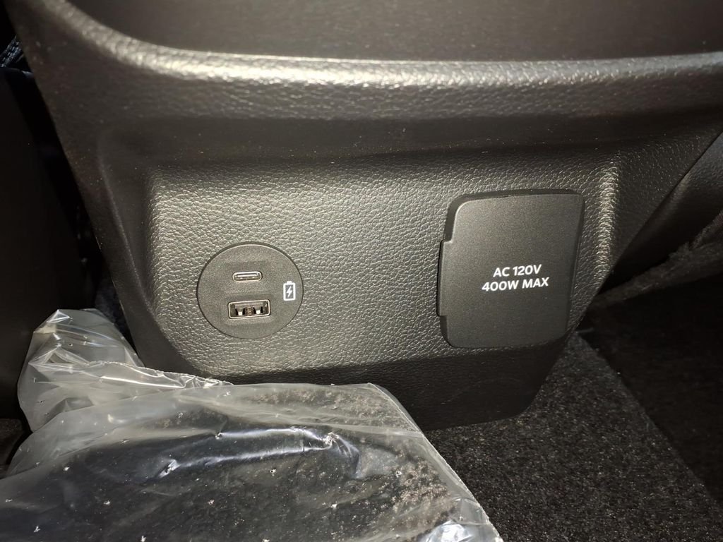 New 2026 Desert Sand Ford XLT image 16