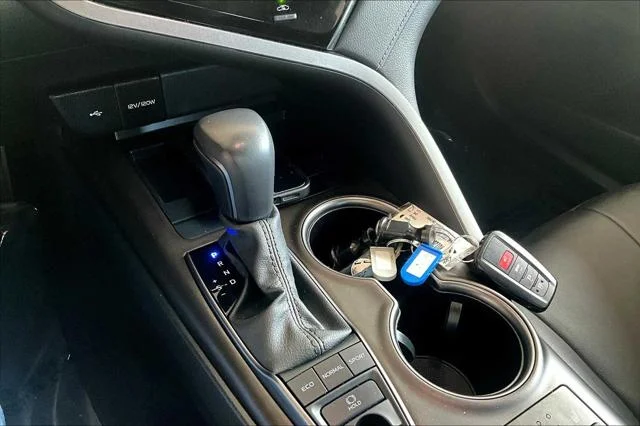 2024 Toyota Camry XSE - Photo 32