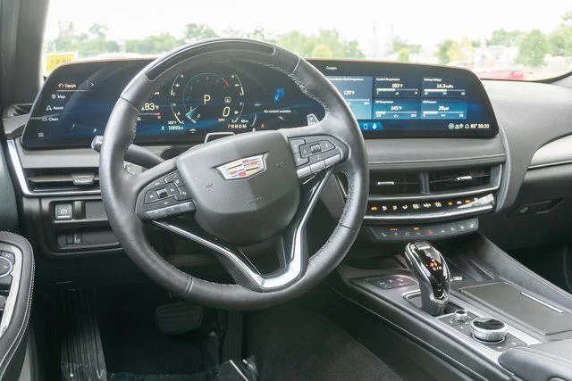 Used 2025 Black Cadillac Premium Luxury image 14