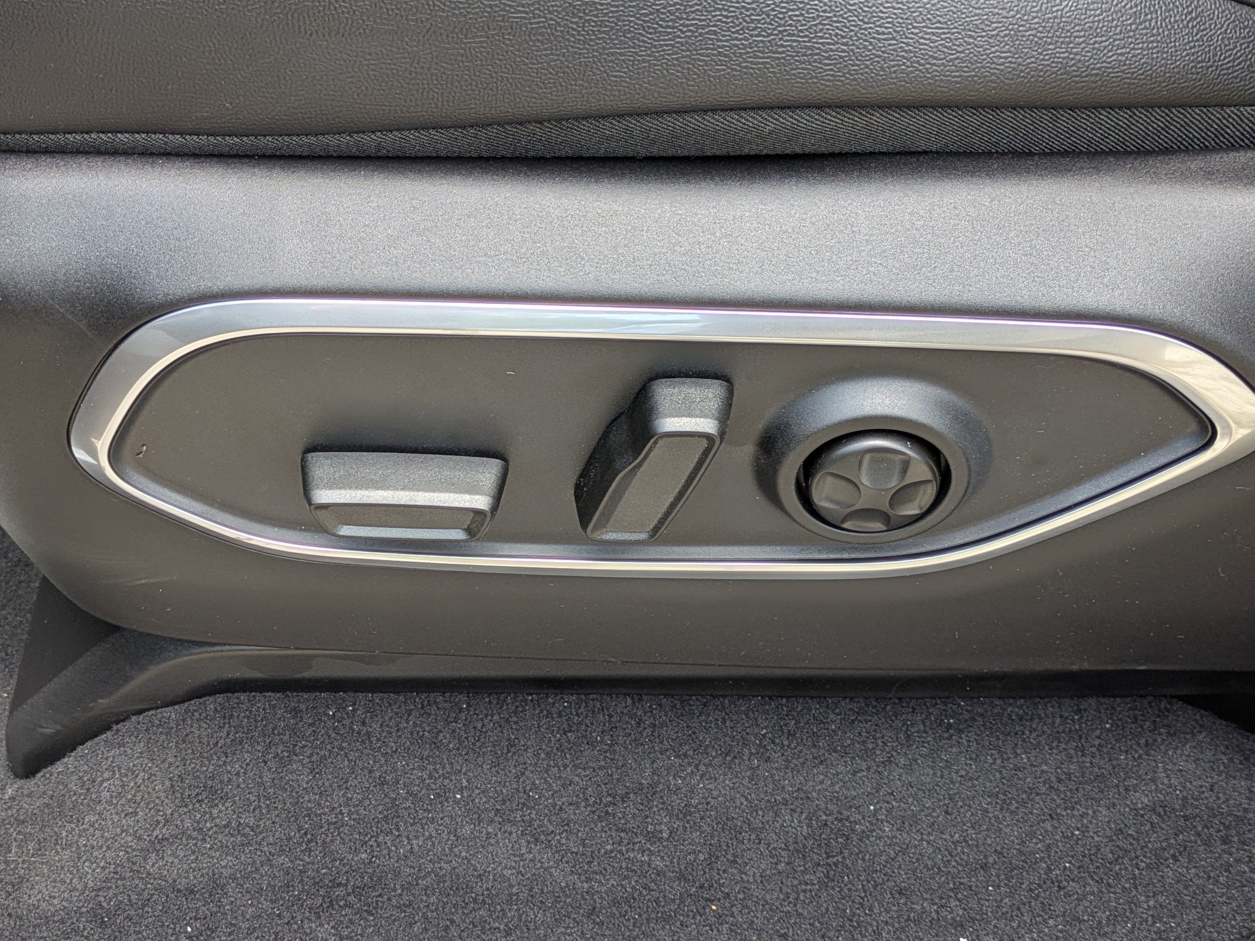 New 2026 High Gloss Black Exterior Paint Jeep  image 17