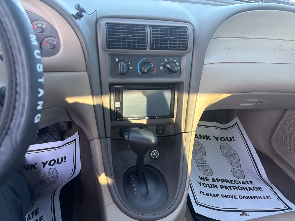 Used 2004 Black Ford GT image 15
