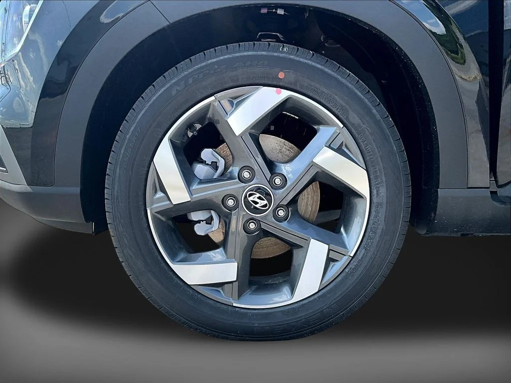 New 2026 Black Hyundai SEL image 9