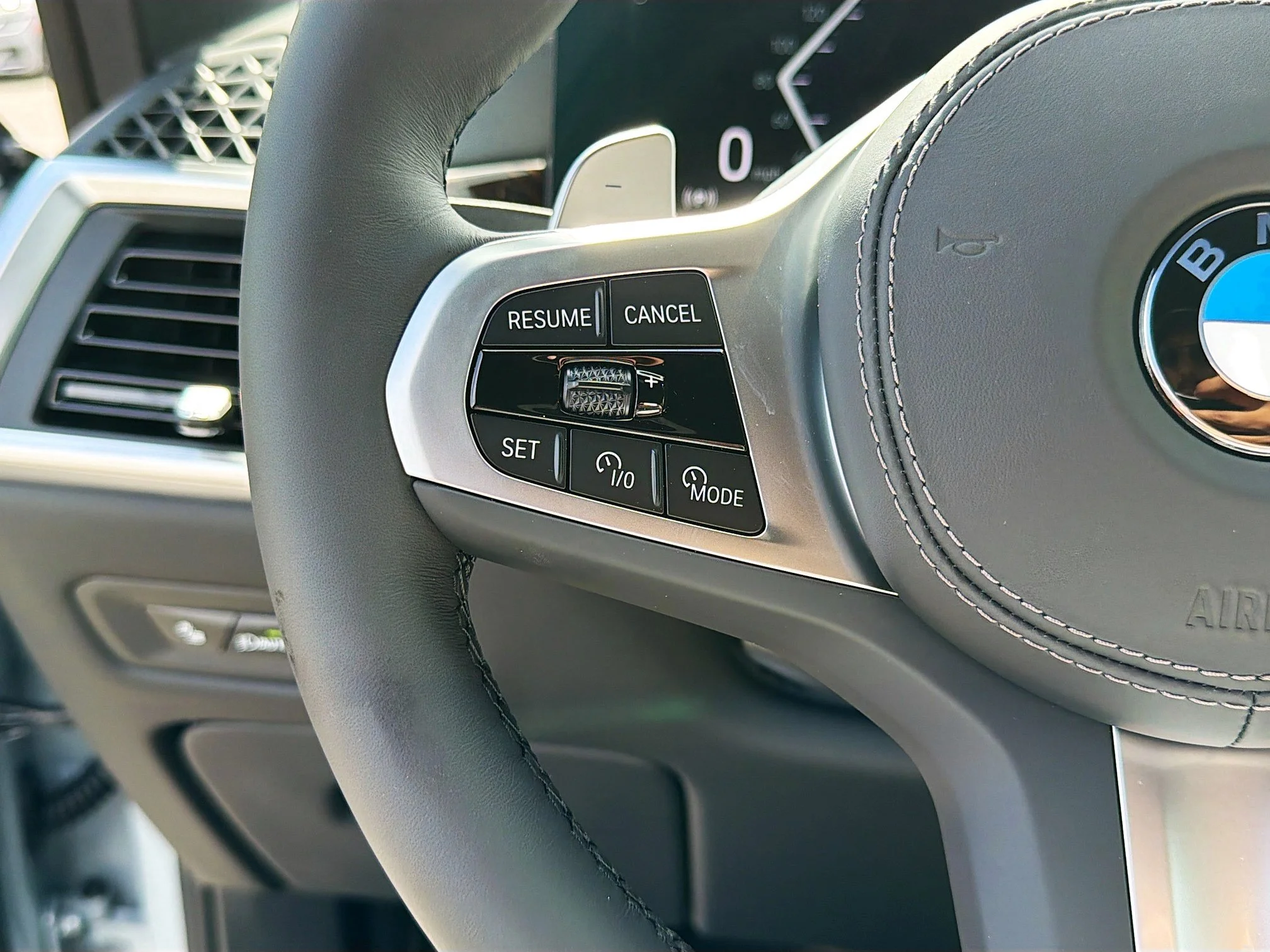 New 2026 Brooklyn Grey Metallic BMW xDrive40i image 36