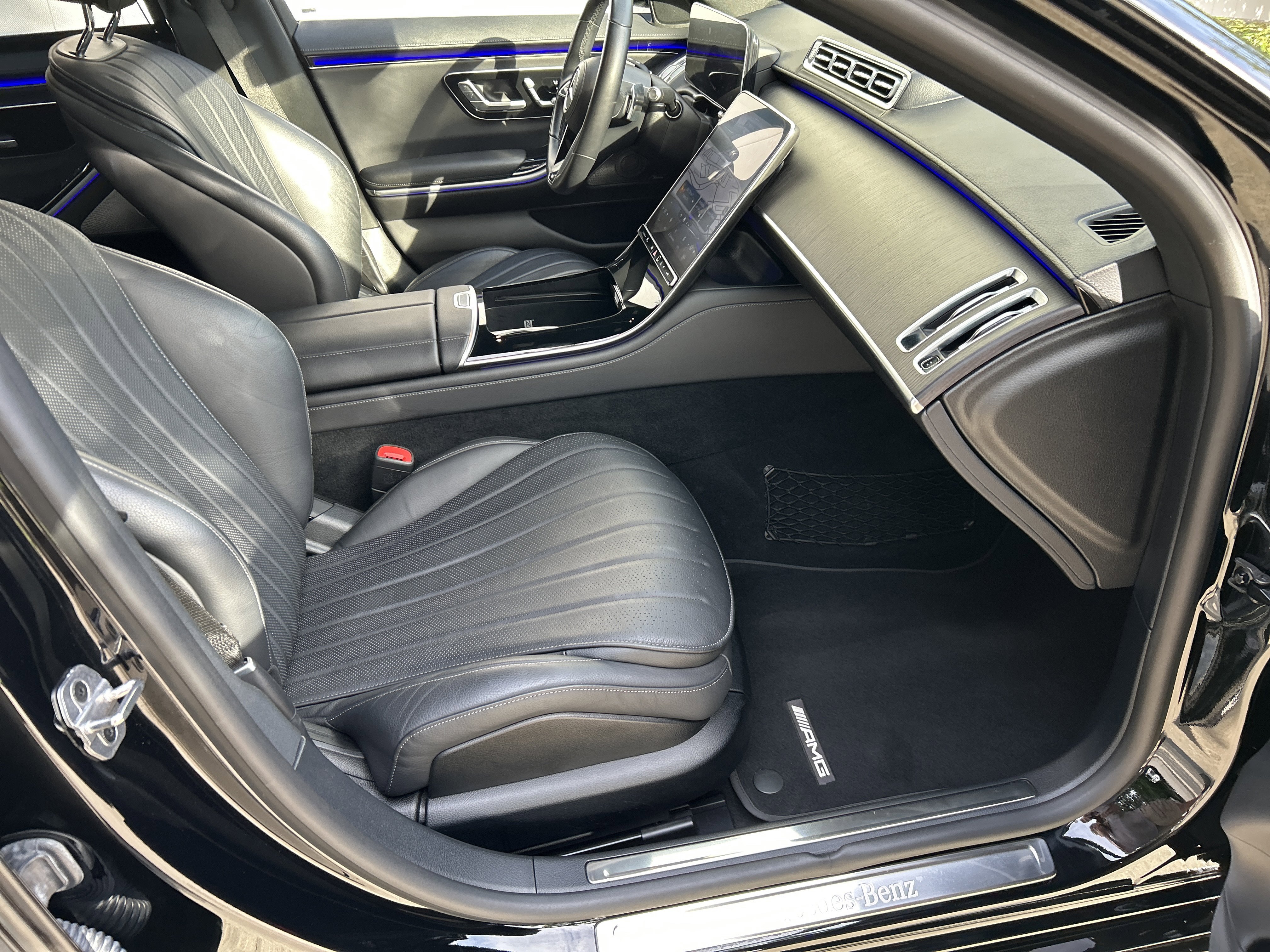 Certified Used 2023 Black Mercedes-Benz S 580 4MATIC® Sedan image 47