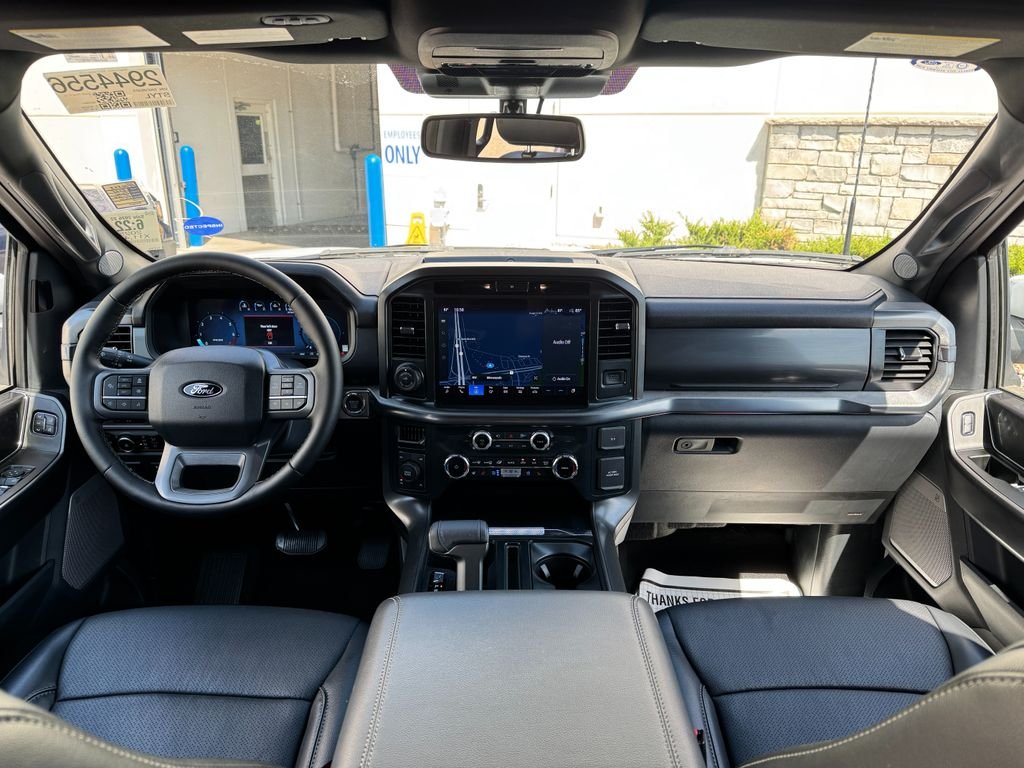 2025 Ford F-150 Lariat - Photo 13