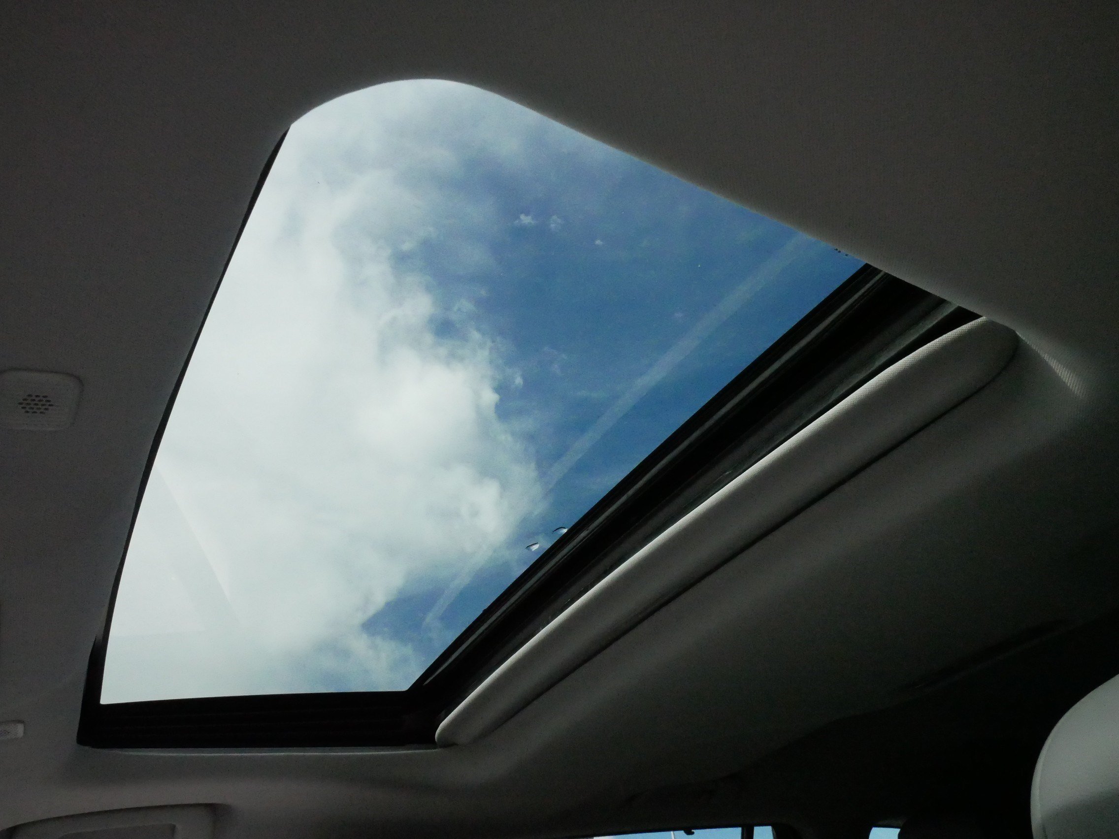 Certified Used 2026 Wind Chill Pearl Toyota XLE image 31
