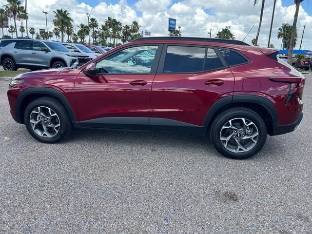 Used 2025 Crimson Metallic Chevrolet LT image 4