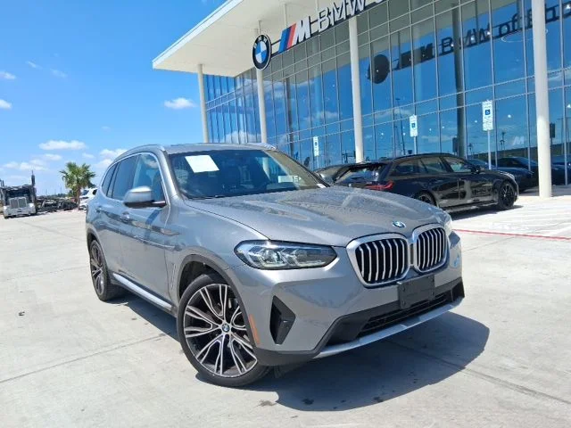 2023 BMW X3 sDrive30i's photo