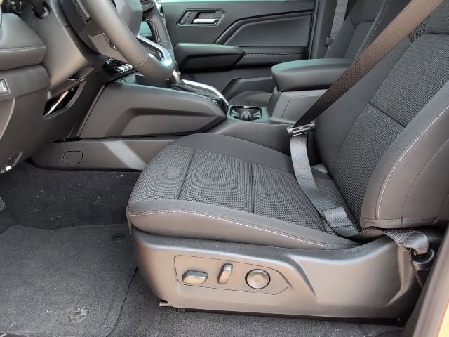 2026 Chevrolet Colorado LT - Photo 11