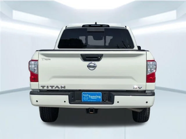 Used 2022 White Nissan SV image 5