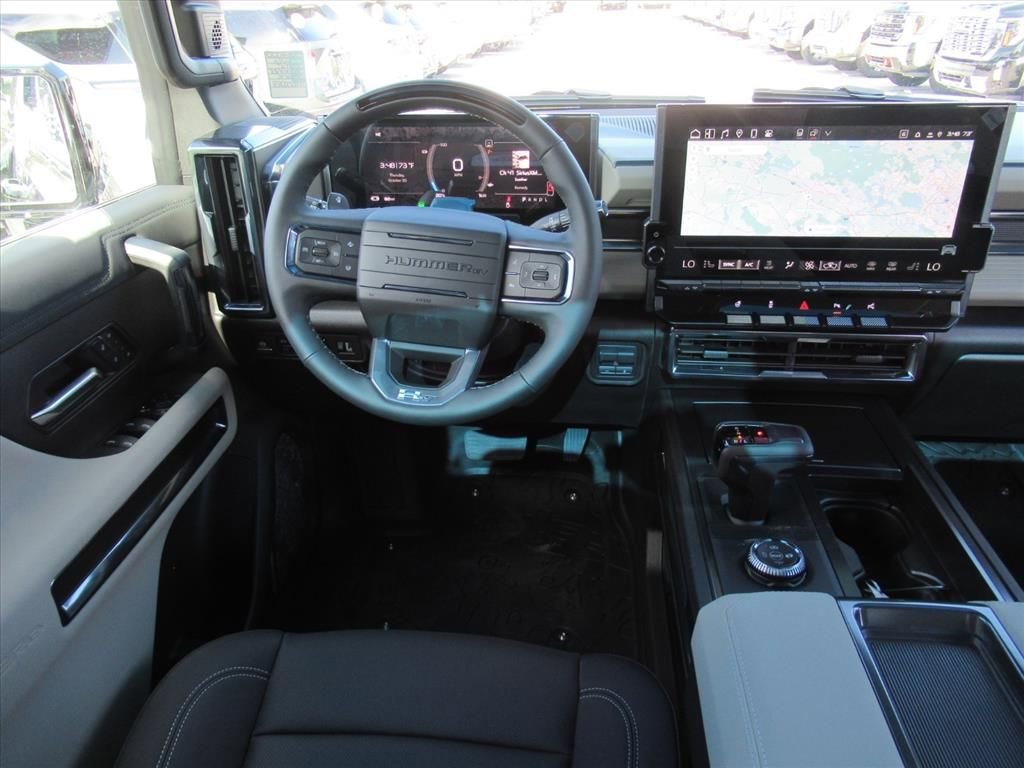 2026 GMC HUMMER EV 2X - Photo 16