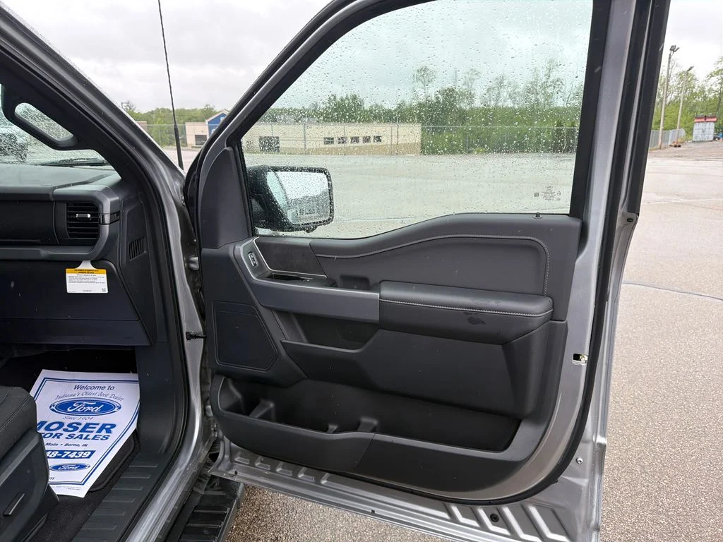 New 2026 Iconic Silver Metallic Ford XLT image 25