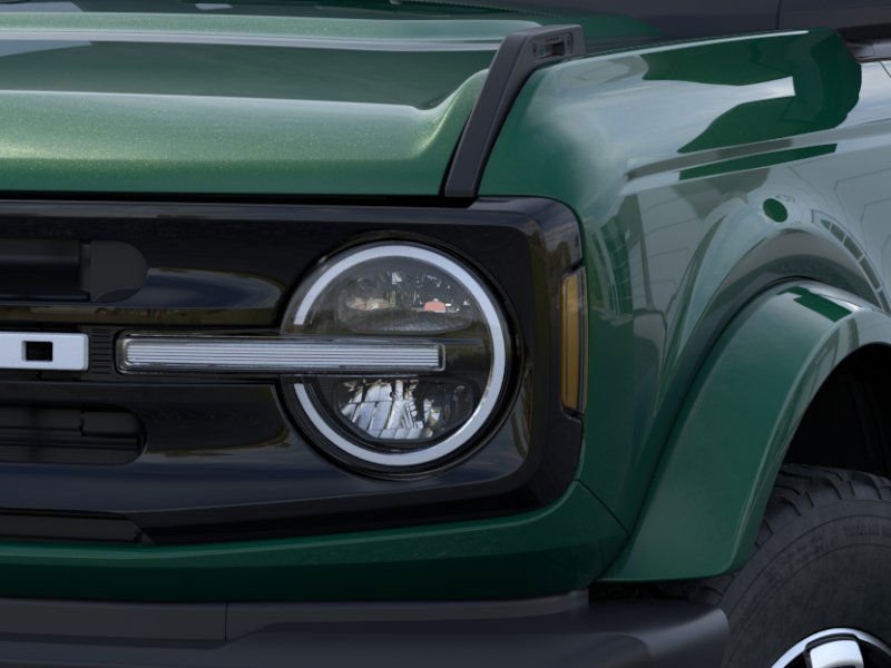 New 2025 Eruption Green Metallic Ford Outer Banks® image 20