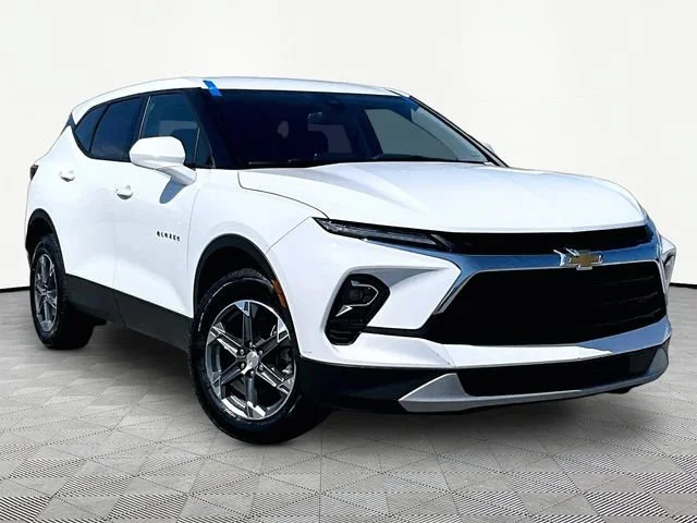 2025 Chevrolet Blazer LT